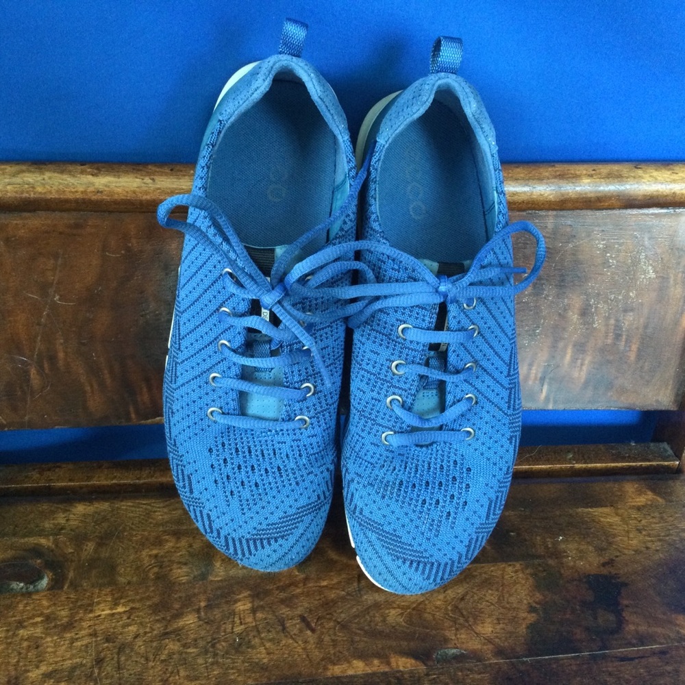 Ecco Size 39 Blue knit Intrinsic Karma Sneakers Shoes Athletic